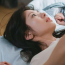 Tần Yên chưa từng nghĩ rằng, có một ngày mình lại bị chính người bạn thân nhất – Hứa Ngọc – âm thầm hạ thuốc, đưa cô lên giường với một người đàn ông xa lạ