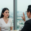 Cô gái đi phỏng vấn đeo chiếc vòng cổ kỳ lạ, tỷ phú nhìn thấy liền run rẩy hỏi : Mẹ cháu tên gì