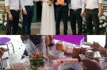 Bà Tư, mẹ Thuỷ, cứ thấp thỏm nhìn ra cổng, lo lắng không biết đường xá có khó khăn gì không