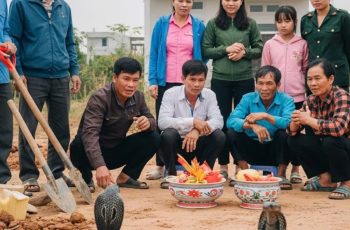 Điềm lành dưới nền nhà