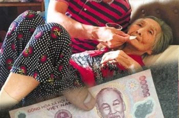 Bố vợ mất sớm, chỉ còn 1 mình mẹ vợ tảo tần nuôi vợ và 2 anh trai ăn học nên người nhưng ngày bà đổ bệnh nằm 1 chỗ, 2 anh thoái thác trách nhiệm ở hẳn trên thành phố không 1 lời hỏi thăm hay chăm nom mẹ được 1 ngày.