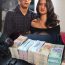 Lén cho chồng cũ vay 300 triệu để làm ăn. Sau khi cho vay, chồng cũ như bốc hơi vậy. Tôi không thể liên lạc với anh ta trong suốt nửa năm qua, khiến tôi ăn ngủ không ngon. Tôi sợ anh ta sẽ cầm tiền bỏ trốn. Tôi cũng không dám nói với chồng, vì sợ anh sẽ tức giận khi biết tôi đã cho chồng cũ vay tiền mà không bàn bạc với anh., anh ta bặt vô âm tín nửa năm. Tôi bắt đầu thấy mình thật dại trai, xác định mất luôn số tiền lớn. Nào ngờ ngày đi đón con bỗng gặp lại anh ta, vừa nhìn tôi tái mặt khi thấy đứng bên cạnh anh ta chính là…