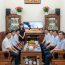 Con dâu mặc váy ng;ắn đi làm, cả nhà chồng tôi tổ chức họp gia đình, tôi mặc luôn quần áo ngủ ra họp, mẹ chồng ức nghẹn đuổi ra khỏi nhà, trước khi đi tôi bỏ lại chiếc váy ngắn ở phòng khác kèm mẩu giấy, 3 ngày sau mẹ chồng phải thuê taxi đón tôi về chịu tang