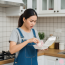 Tôi nghe mà nghẹn lại, tôi thương bà – một người mẹ vì thương con quá mức mà tự làm khổ mình