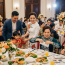 Cả nhà đi ăn nhưng chỉ bỏ phong bì đúng 500k, riêng bàn đó tôi lỗ gần 2 triệu sau bạn mời cưới tôi cũng dẫn cả nhà đi nhưng số tiền mừng lại khiến bạn tái mặt trước quan khách…