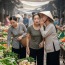 Mới thuê được cô giúp việc rất xinh đẹp ưng ý, nào ngờ đi chợ hàng xóm thì thầm nói cho tôi sự thật bẽ bàng, hôm sau tôi l:én trá:;o luôn cái chổi trong nhà thì ngỡ ngà:;ng biết được…