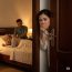 Cưới nhau được 3 năm, chồng đột nhiên đề nghị muốn ngủ riêng, tôi phản đối kịch kịch liệt nhưng không được, nhân lúc anh vắng nhà tôi nhờ người đục thêm lỗ nhỏ ở tường, đêm hôm sau liếc mắt xem thì “ối dồi ôi” hóa ra là vì
