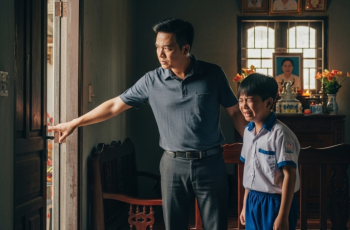Vợ mất tôi vứt con riêng của cô ấy ra khỏi nhà, đi đâu thì đi 10 năm sau đau đớn khi biết sự thật…