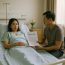 Sau khi chăm vợ nằm viện 3 ngày, tôi thì thầm vào tai vợ 4 từ rồi đệ đơn ly hôn