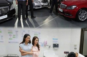 Nghe tin mẹ vợ bị UT giai đoạn cuối, con rể cuống cuồng về nhà gom góp hết tiền tiết kiệm mấy năm đi mua xe với lý do gần Tết khuyến mại nhiều nhưng thực chất là sợ bị ‘cho vay mượn’, đưa mẹ đi chữa bệnh. Vợ biết nhưng chỉ cười nhạt rồi nói để em cho anh thêm ít tiền, mua hẳn xe xịn xịn đi cho thoải mái. Nói là làm, hôm sau 2 vợ chồng đến ngay đại lý để chọn xe, cọc tiền và 2 hôm sau nhận bàn giao luôn xế mới. Lái chiếc xe mới cóng về đến nhà, anh hãnh diện vào nhà khoe mẹ và các anh em nhưng mẹ anh lại ngồi giữa nhà khóc lóc, báo 1 tin khiến anh rụng rời chân tay. Sao quả báo lại đến sớm như vậy được cơ chứ?