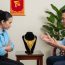 Em gái tôi cưới chồng chỉ cho tôi mừng đúng 500k mà cả nhà đến ăn cỗ, lúc em gái anh cưới anh mừng cả 5 chỉ vàng, rồi 2 năm sau lúc anh vỡ nợ thì….