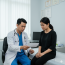 Rồi tôi âm thầm nhờ bác sĩ viết chứng nhận thị lực đã phục hồi, nhưng giữ kín hồ sơ.