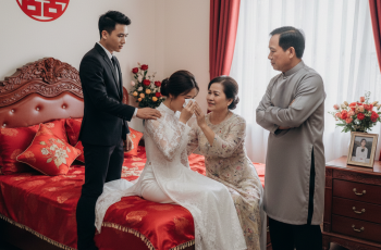 Đêm Tân Hôn Chồng phát hiện ra người Vợ của mình không còn trong trắng như cô đã nói, anh ta nổi điên gọi bố mẹ vợ sang 3 mặt 1 lời