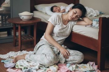 Người chồng lén lút về nhà để kiểm tra vợ, nhưng lại phải đối mặt với sự thật bất ngờ: bát gạo chưa nấu trên bàn và một cảnh tượng ám ảnh bên trong phòng ngủ khiến anh ta bàng hoàng.