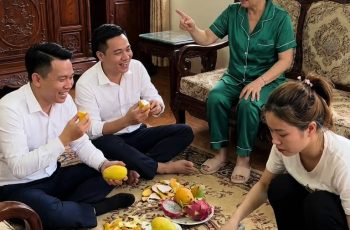 Khi mẹ chồng tôi biết tôi kiếm được 50 triệu 1 tháng, bà nhất quyết đưa ba người em chú tôi từ ngoài trang trại về để sống cùng chúng tôi và bắt tôi phải phục vụ họ. Tôi âm thầm lên kế hoạch và chỉ sau một ngày, chuyện không thể ngờ cũng đến Khi mẹ chồng tôi biết tôi kiếm được 50 triệu 1 tháng, bà nhất quyết đưa ba người em chú tôi từ ngoài trang trại về để sống cùng chúng tôi và bắt tôi phải phục vụ họ. Tôi âm thầm lên kế hoạch và chỉ sau một ngày, chuyện không thể ngờ cũng đến