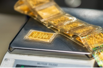 Giá vàng hôm nay 2/2/2026 lập đỉnh rồi sập mạnh, tuần ‘ác mộng’ với nhà đầu tư Giá vàng hôm nay 2/2/2026 lập đỉnh rồi sập mạnh, tuần ‘ác mộng’ với nhà đầu tư