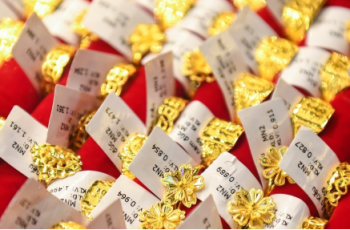 Giá vàng hôm nay 10/2/2026 neo cao, SJC bật tăng đầu tuần Giá vàng hôm nay 10/2/2026 neo cao, SJC bật tăng đầu tuần