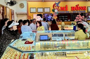 Cập nhật giá vàng trưa hôm nay 03/02/2026: Giá vàng SJC, giá vàng 24k 9999, giá vàng nhẫn, vàng thế giới Cập nhật giá vàng trưa hôm nay 03/02/2026: Giá vàng SJC, giá vàng 24k 9999, giá vàng nhẫn, vàng thế giới